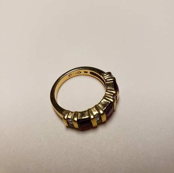 Avon womens ruby and clear cz ring size 5 - Picture 4 of 5